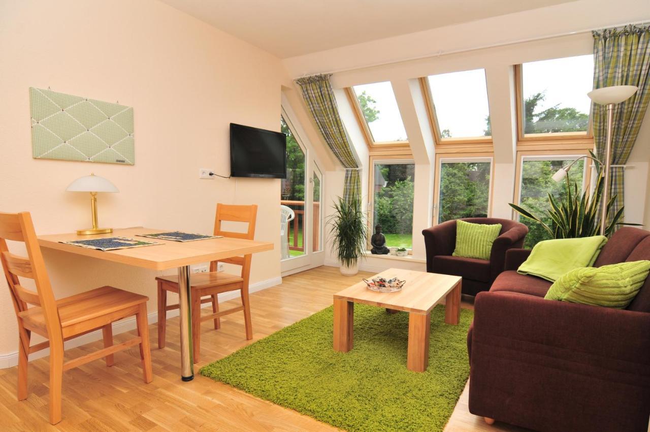 Schloms Hof Apartamento Waffensen Exterior foto